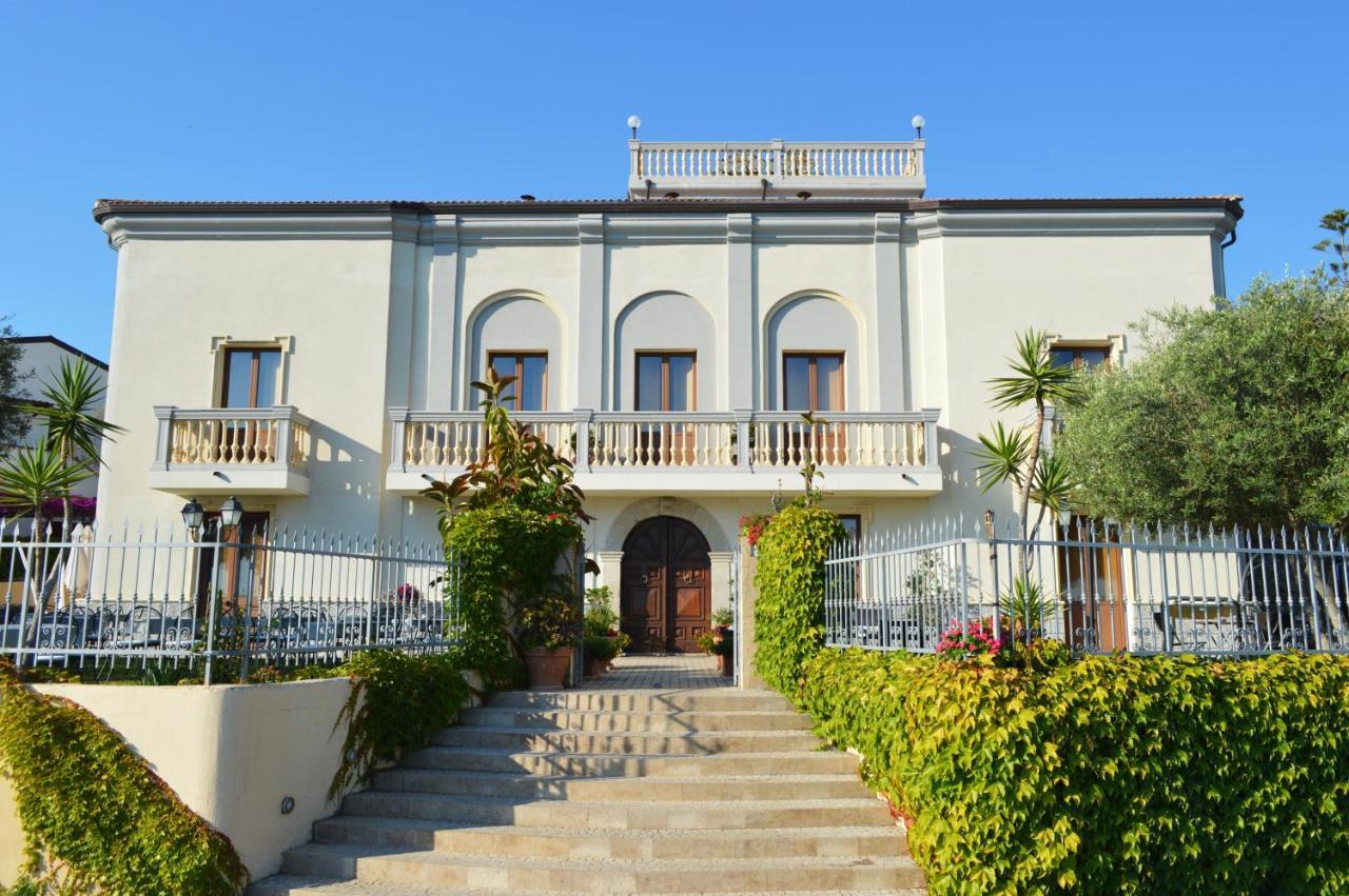 Hotel Villa Cerelis Diamante Zewnętrze zdjęcie